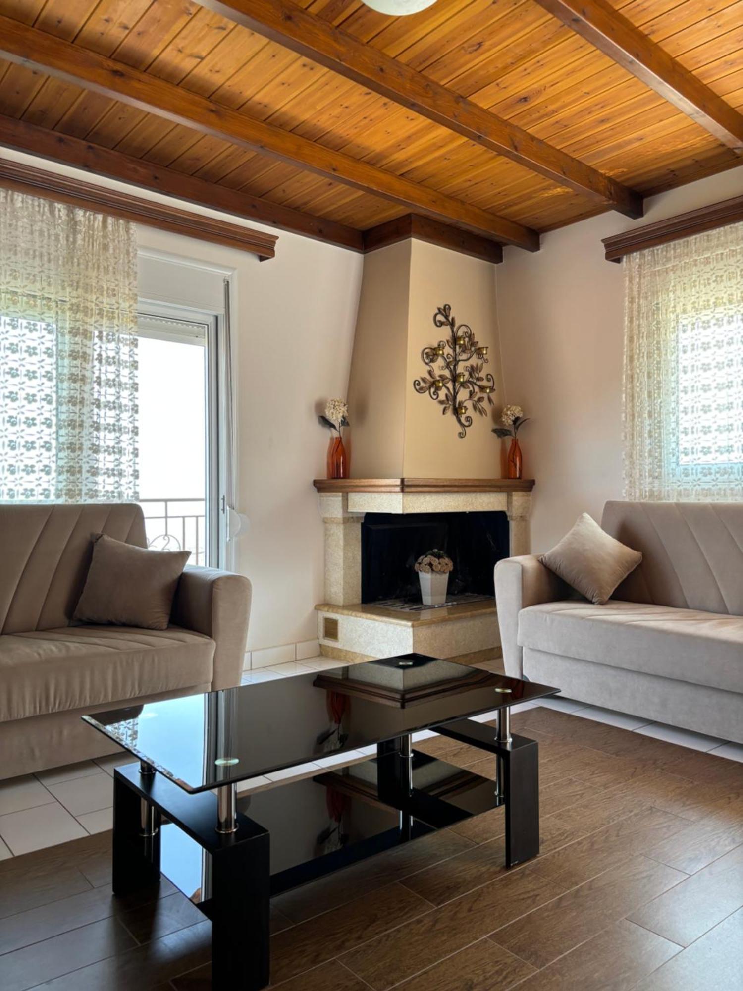 -tsiakos Apartment- In Vryses * Kyparissia